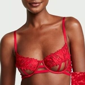 Victoria's Secret | Satin Ziggy Glam Floral Embroidery Strappy Open-Cup Bra 34DD